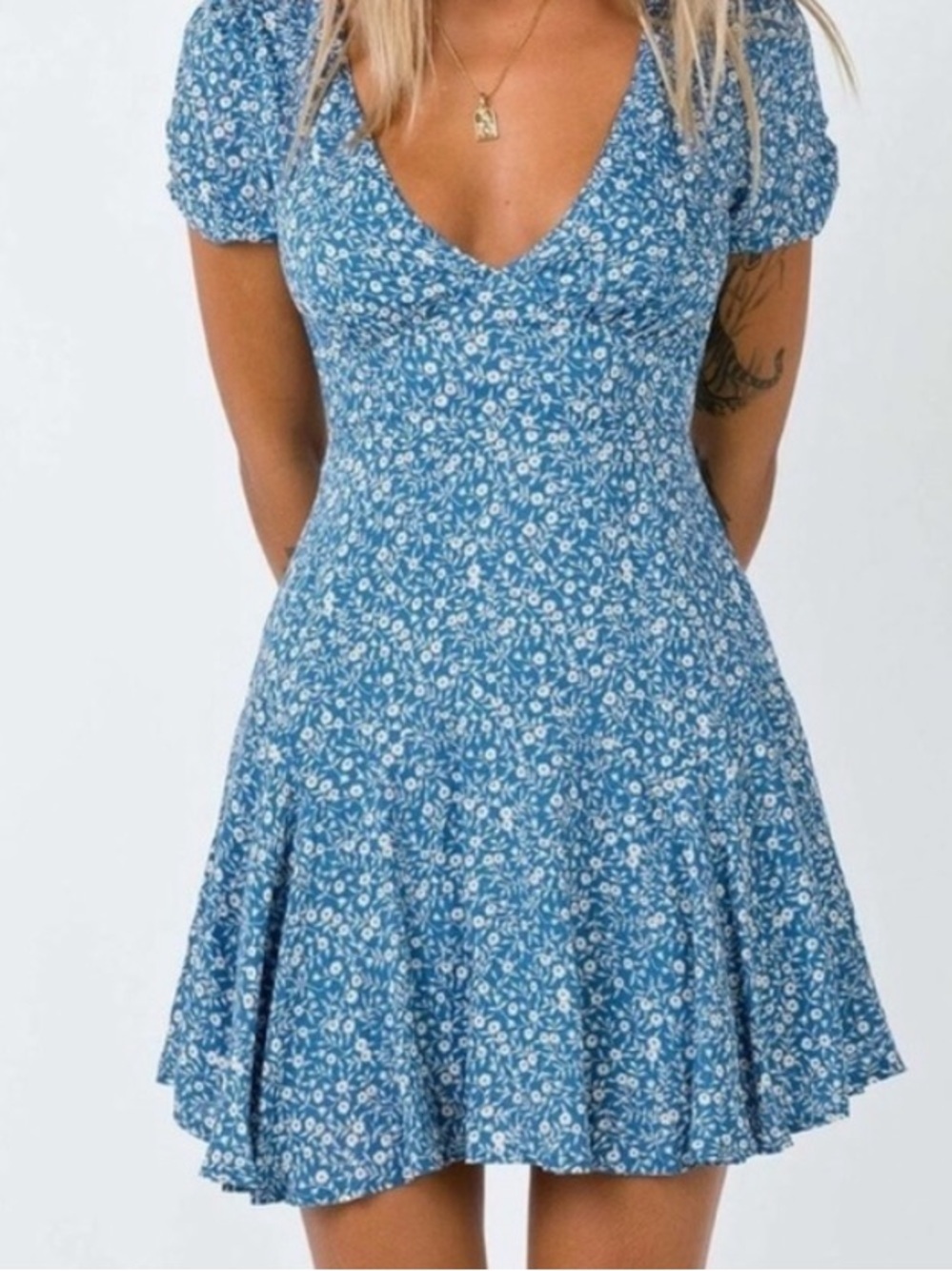 Princess Polly the sting mini dress floral size 2